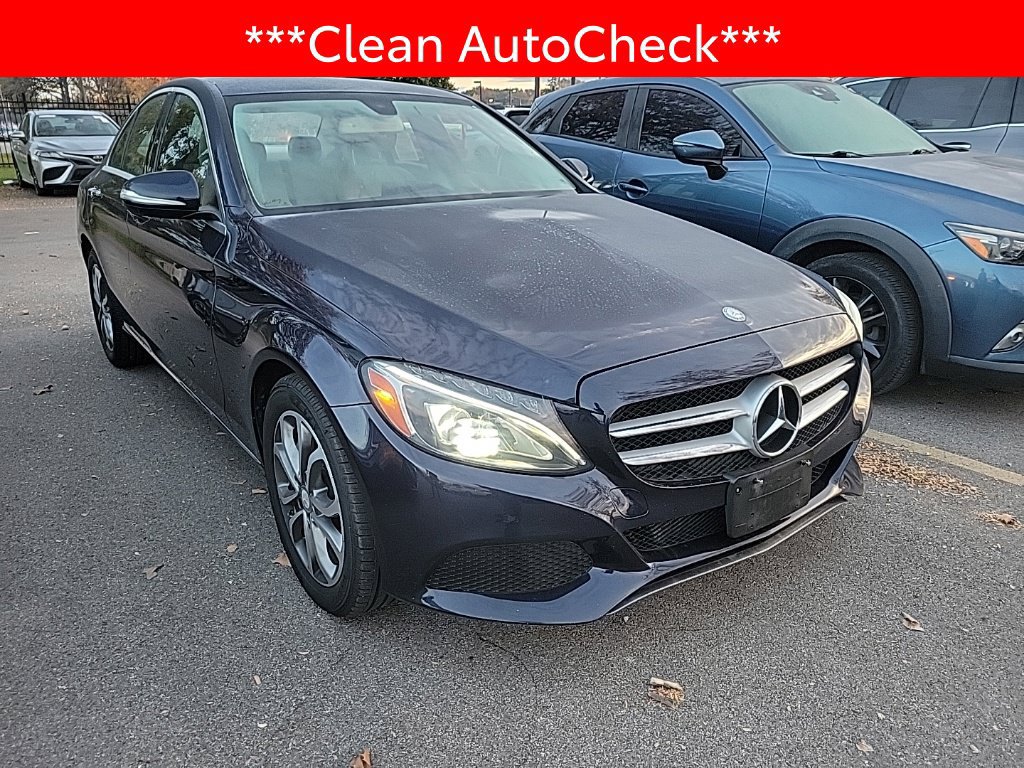 Used 2015 Mercedes-Benz C 300 4MATIC Sedan image 3