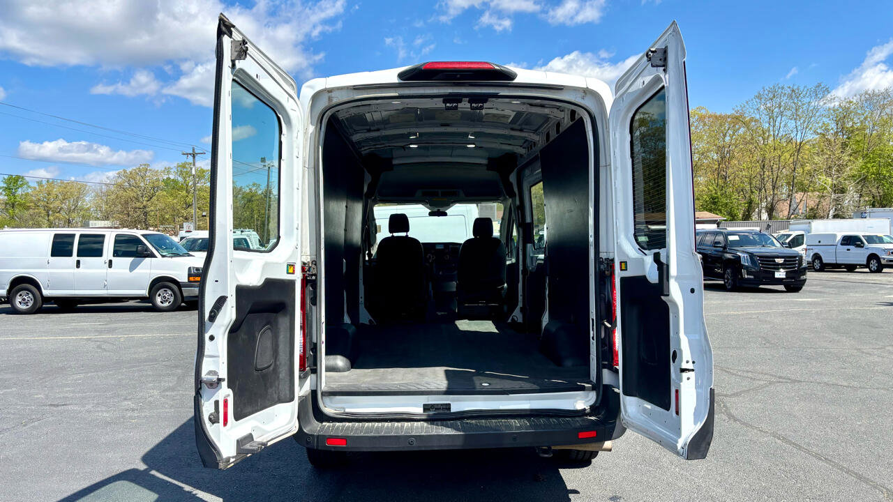 Used 2020 Ford Transit 250 Medium Roof w/ Load Area Protection Package image 9