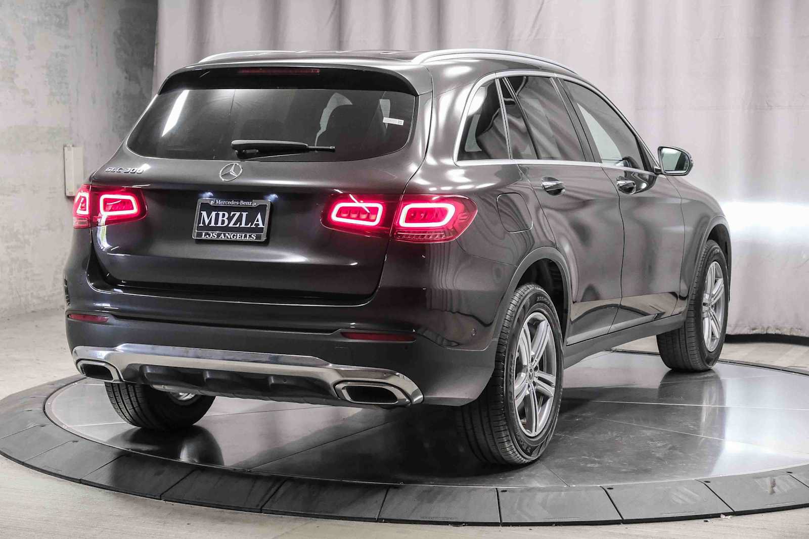Certified 2022 Mercedes-Benz GLC 300 image 4