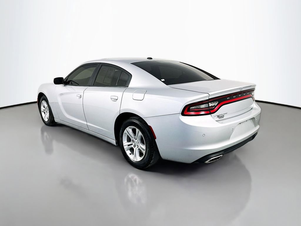 Used 2021 Dodge Charger SXT w/ Leather Interior Group RWD image 5