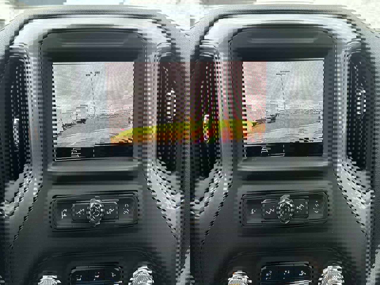 New 2025 GMC Sierra 2500 Pro w/ Convenience Package image 17