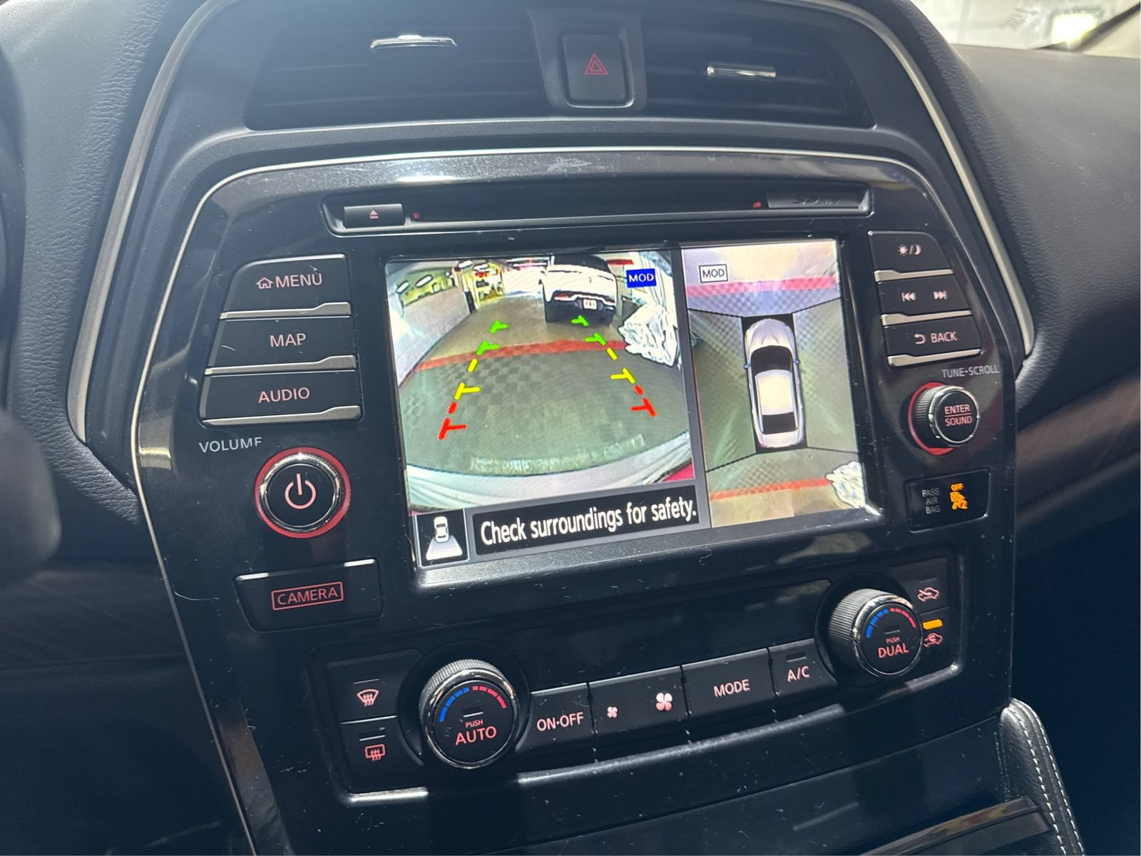Used 2017 Nissan Maxima Platinum FWD image 29