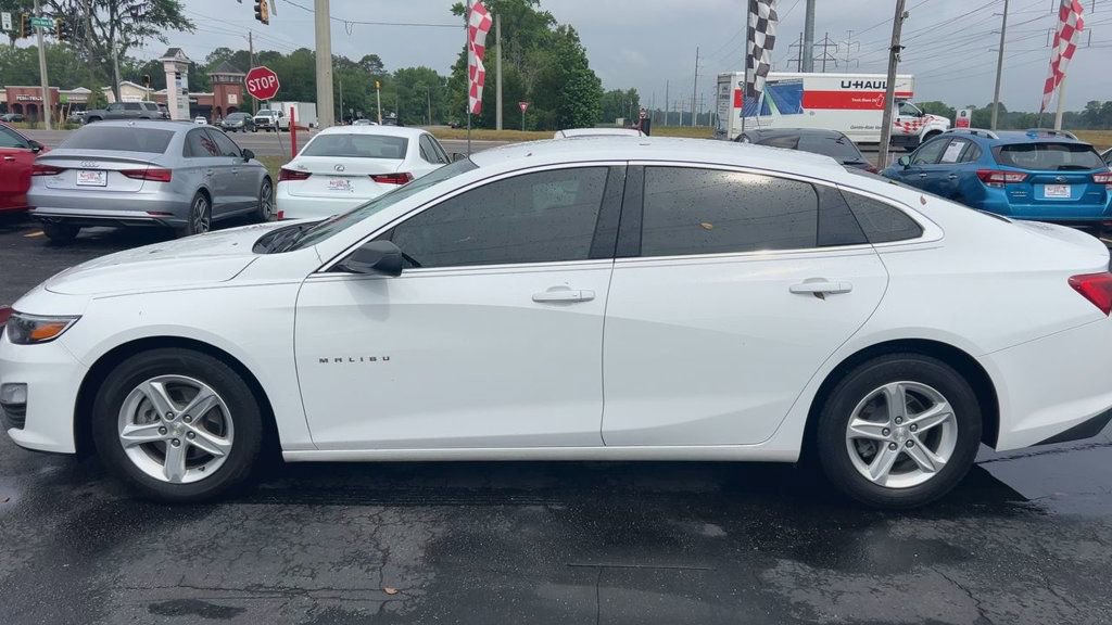 Used 2022 Chevrolet Malibu LS FWD image 5