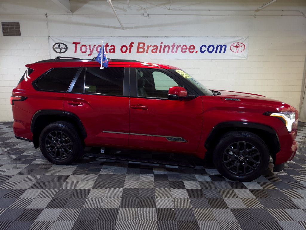 Certified 2025 Toyota Sequoia Platinum AWD/4WD image 1
