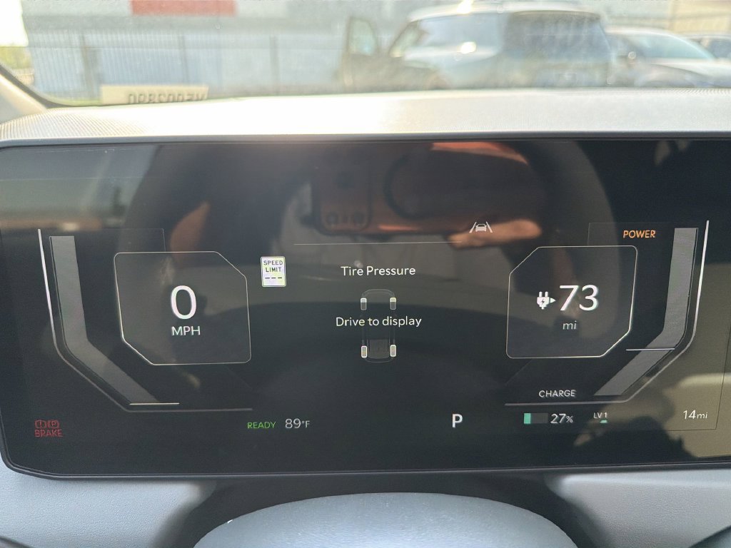 New 2027 Kia EV3 Wind FWD image 11