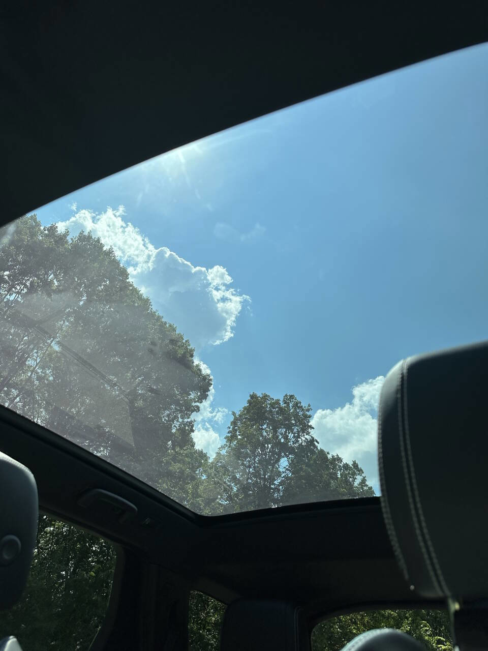 Used 2023 Land Rover Discovery Sport S R-Dynamic image 36