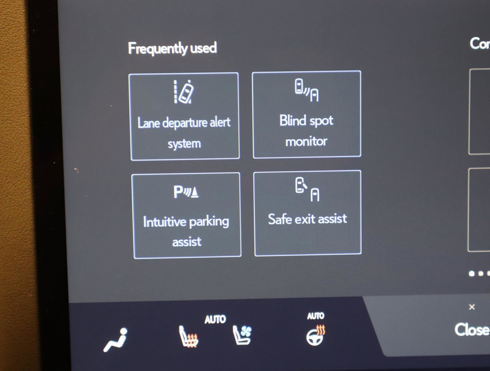 Used 2024 Lexus GX 550 w/ Accessory Package (Z1) image 41