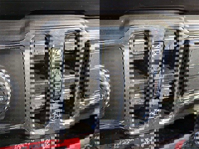 Used 2020 Jeep Gladiator Rubicon image 25