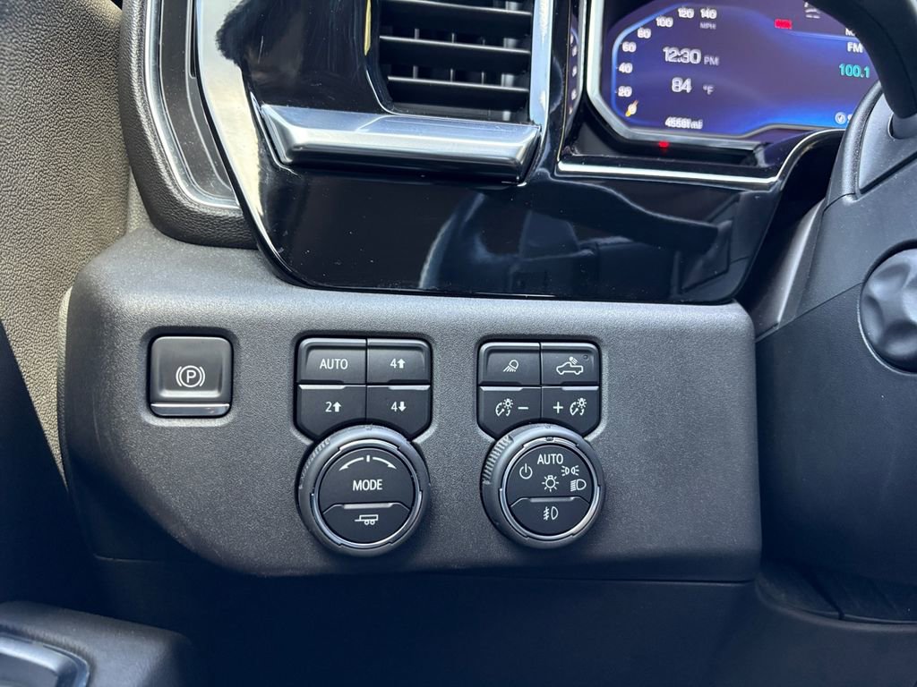 Used 2023 Chevrolet Silverado 1500 LTZ w/ LTZ Premium Package image 4