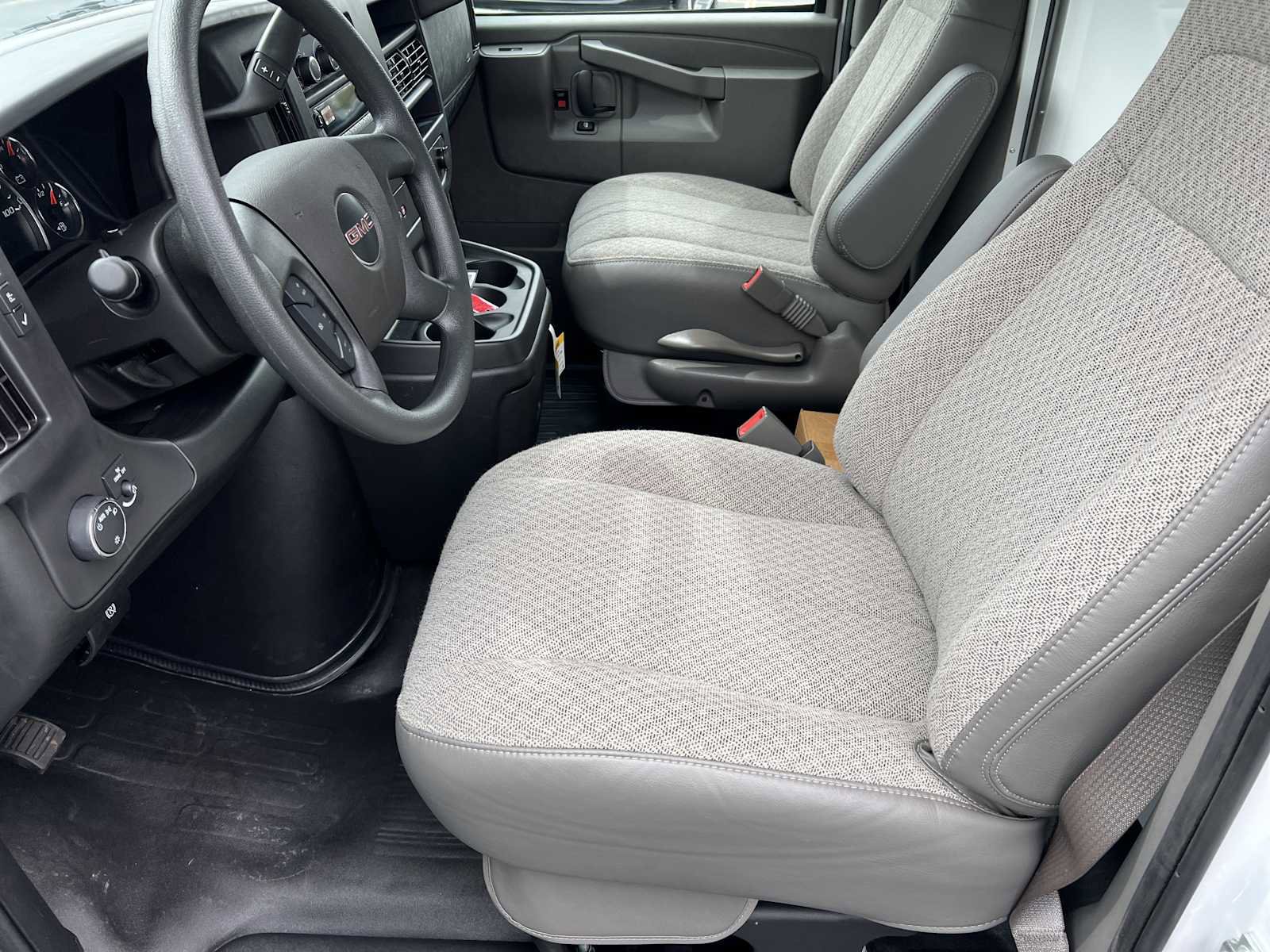 New 2025 GMC Savana 3500 w/ Power Convenience Package image 14