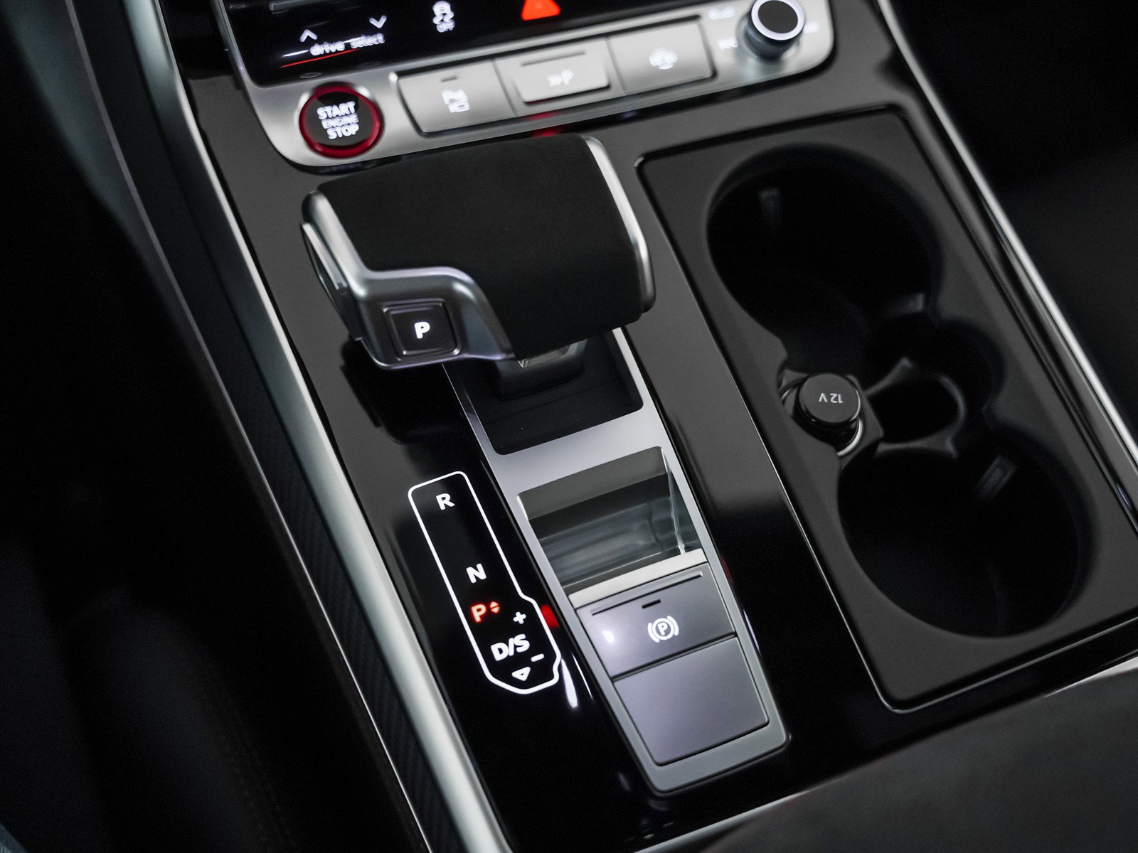 New 2026 Audi RS Q8 performance image 17