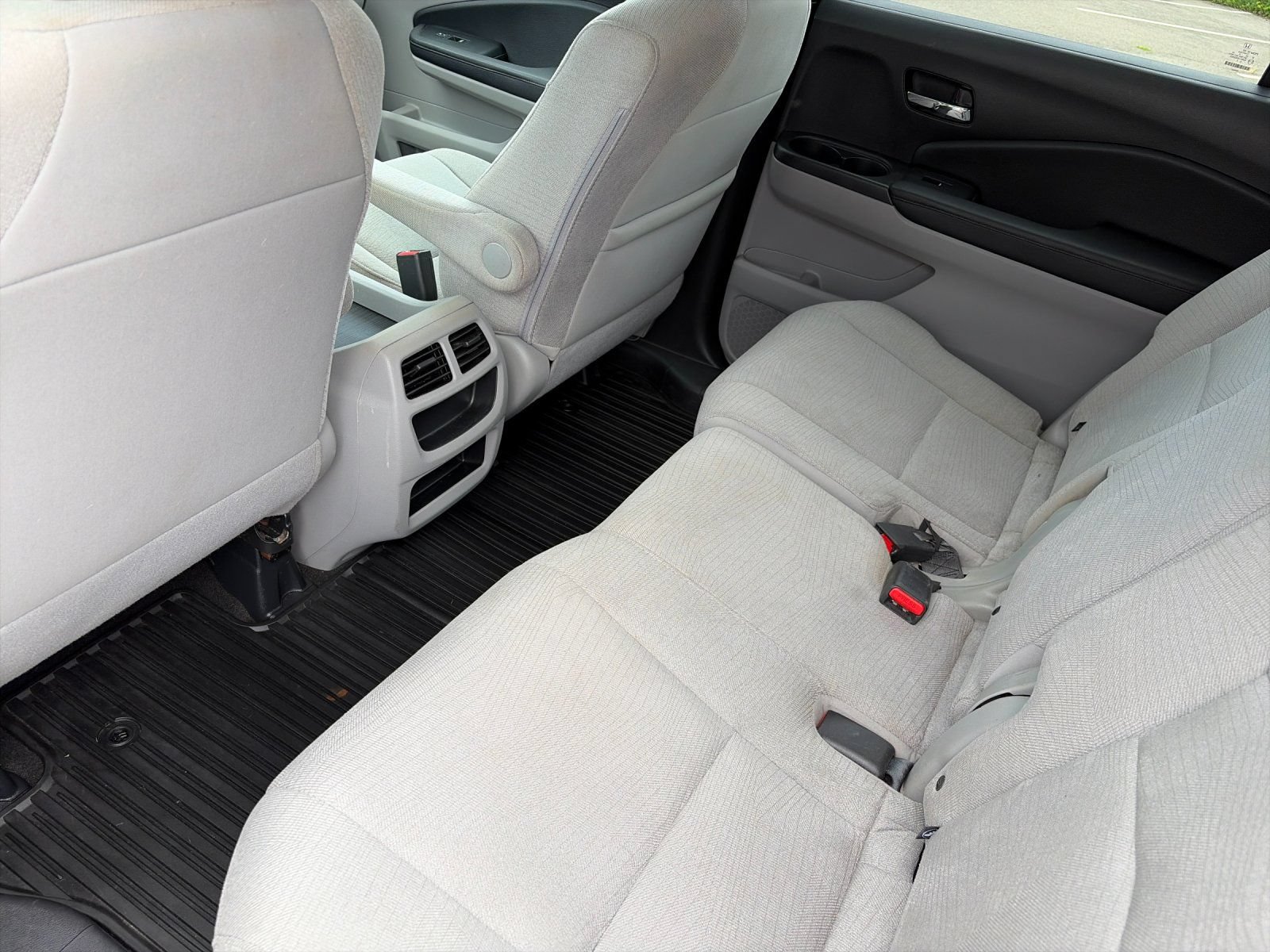 Used 2018 Honda Pilot LX image 13