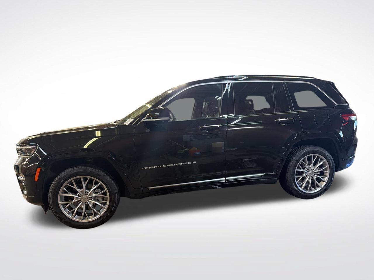 Used 2025 Jeep Grand Cherokee Summit AWD/4WD video 2