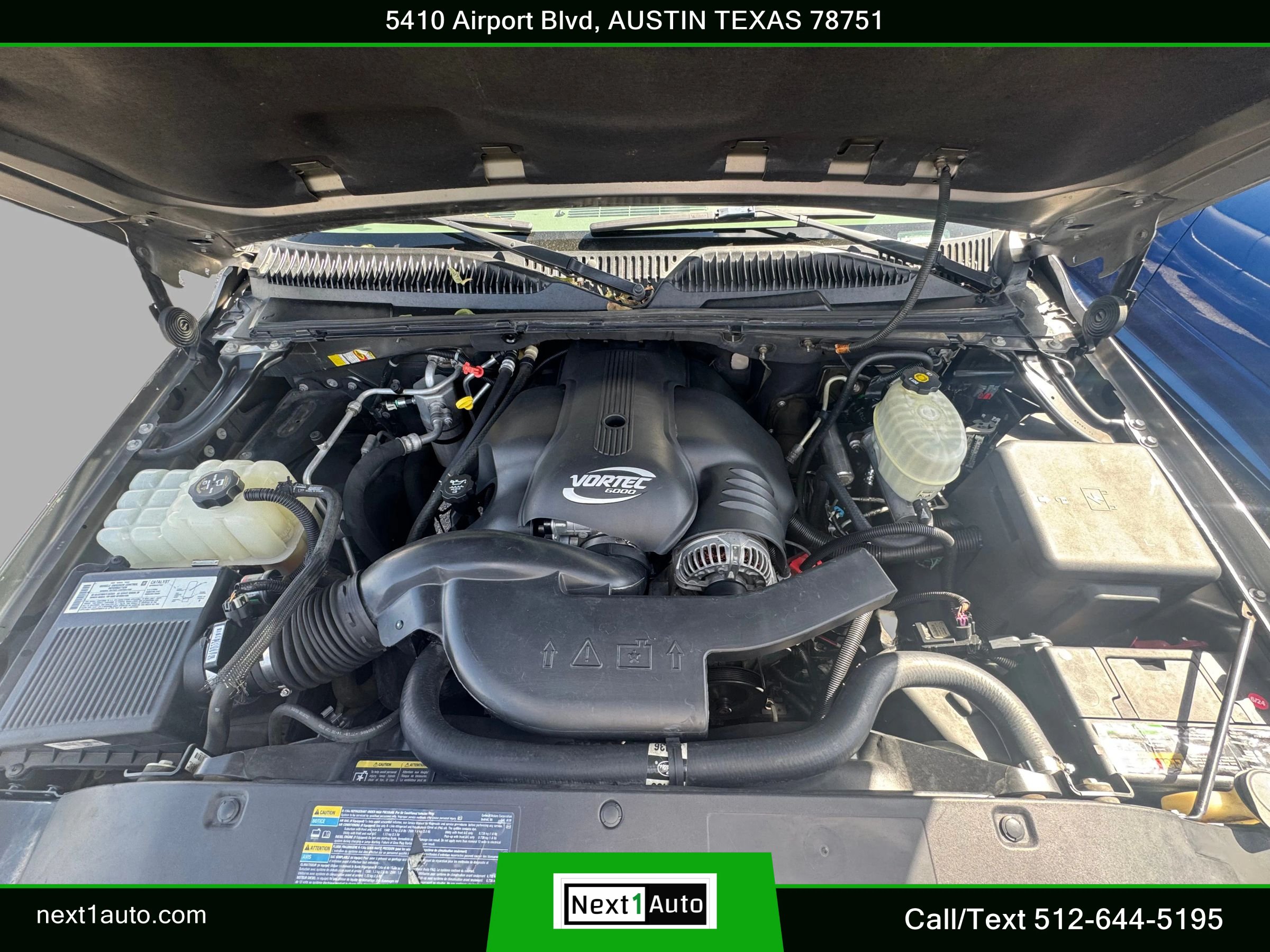 Used 2005 GMC Yukon Denali AWD/4WD image 36