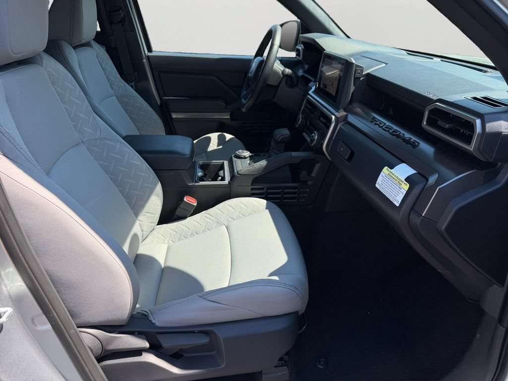 Used 2026 Toyota Tacoma SR5 AWD/4WD image 12