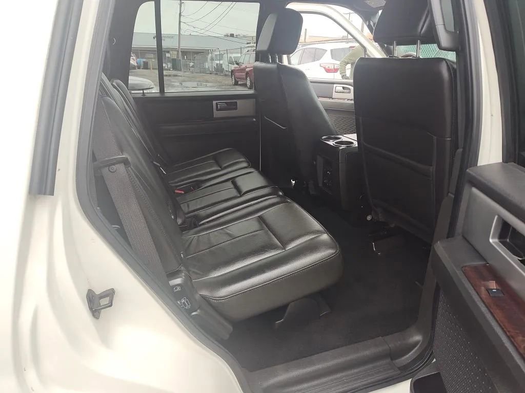 Used 2008 Ford Expedition Limited image 12