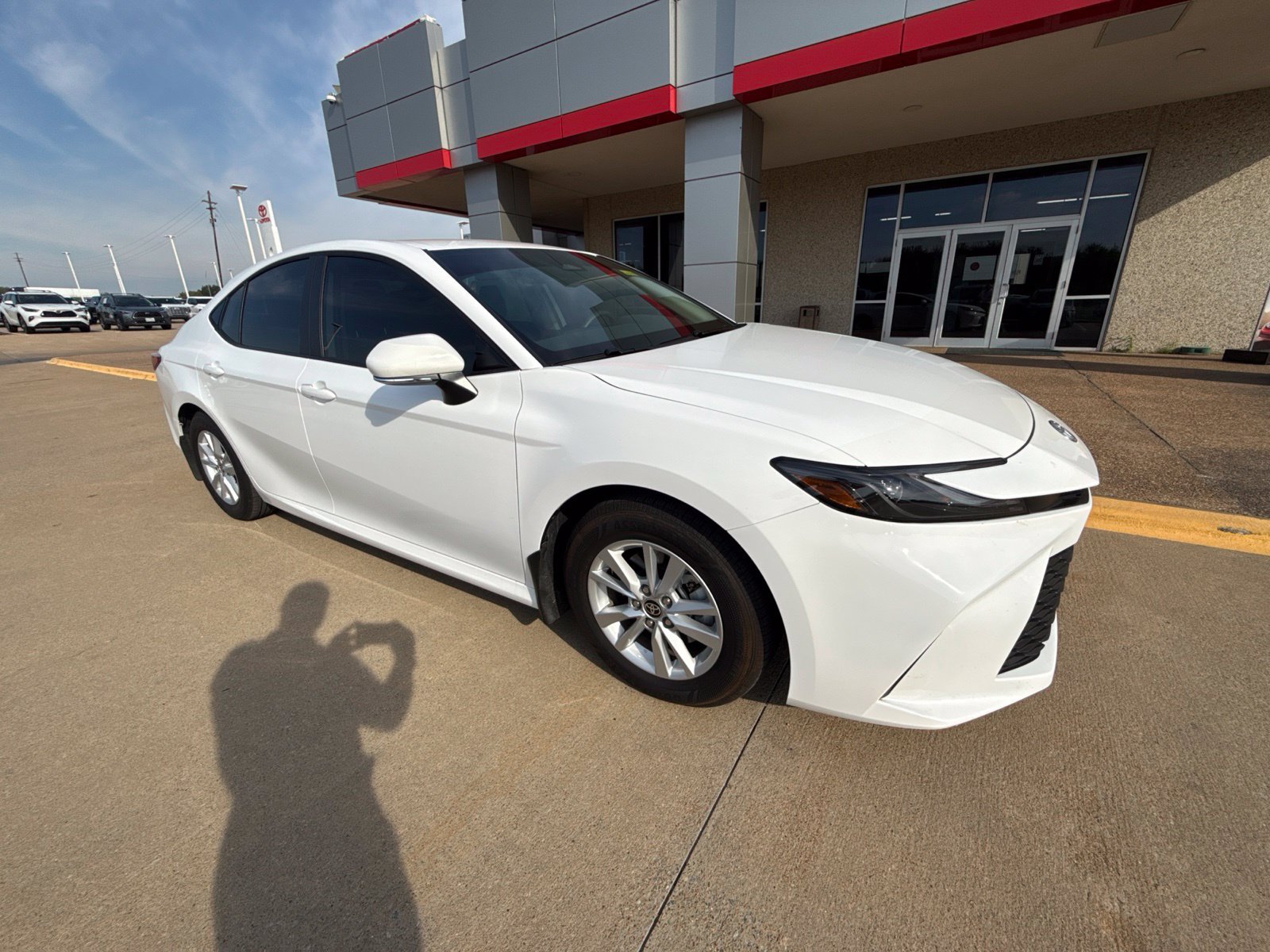 Used 2026 Toyota Camry LE w/ Convenience Package FWD image 2