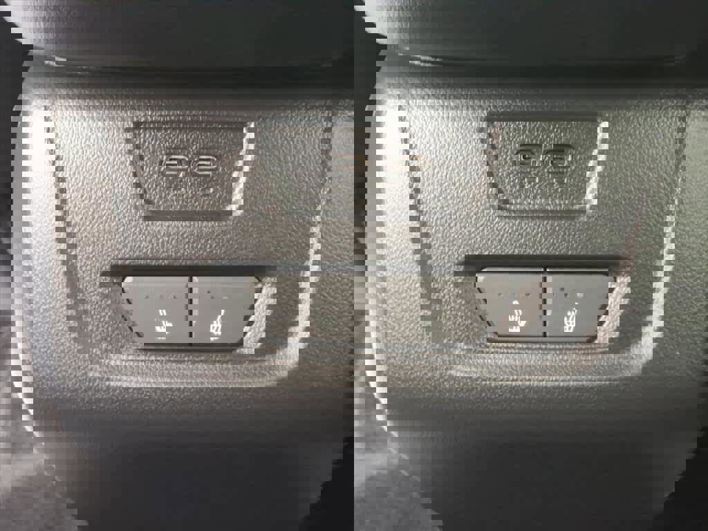 Used 2024 Chevrolet Blazer EV RS image 8