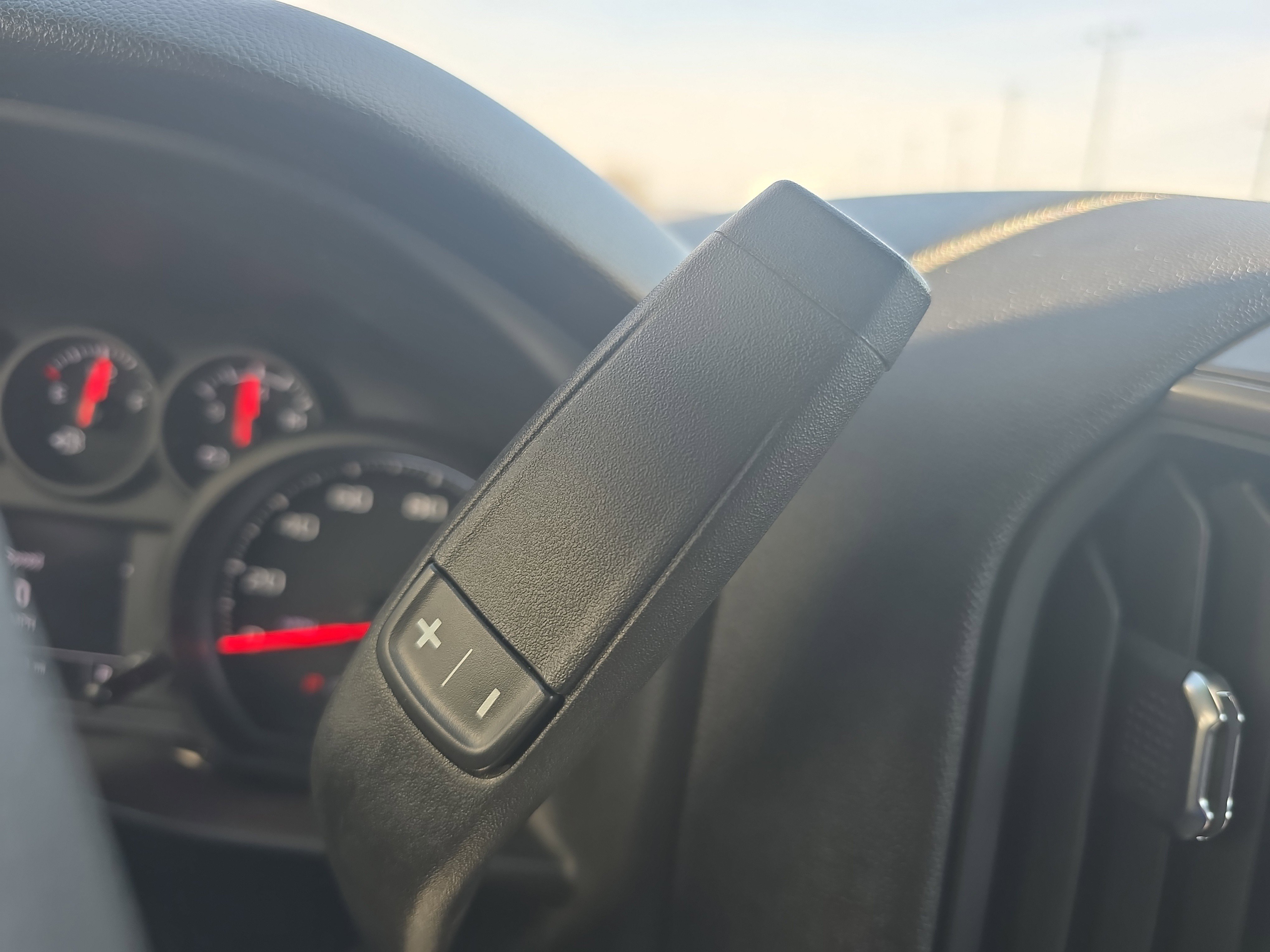 Used 2023 Chevrolet Silverado 1500 Custom image 23