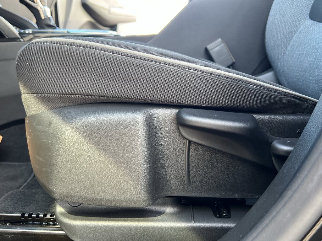 Used 2024 Chevrolet TrailBlazer LT w/ LT Cold Weather Package image 15