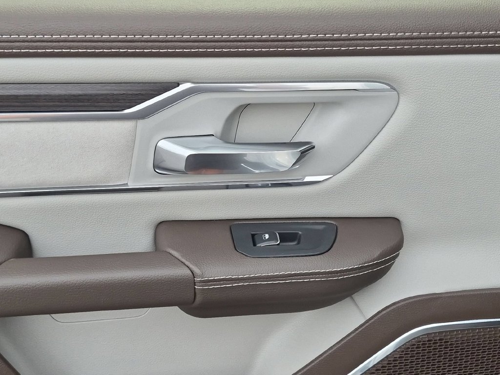 New 2027 RAM 1500 Laramie AWD/4WD image 24