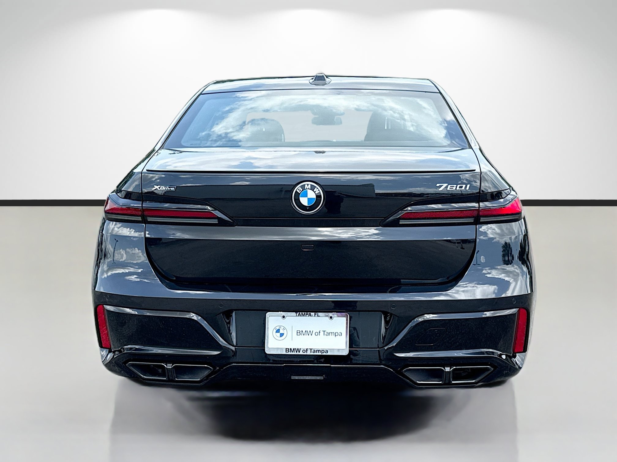 New 2026 BMW 760i xDrive w/ Executive Package AWD/4WD image 4