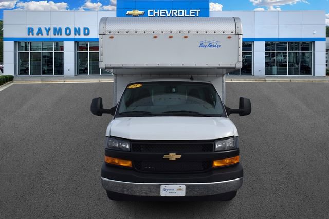New 2025 Chevrolet Express 3500 w/ Power Convenience Package RWD image 9