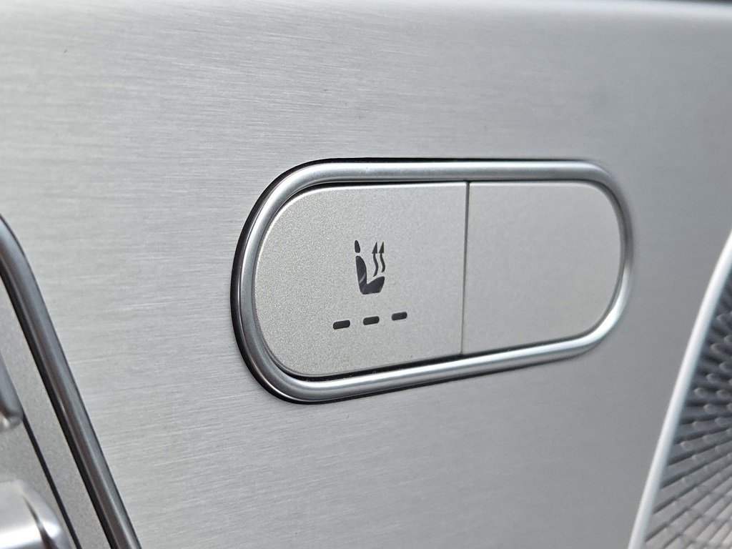 Used 2020 Mercedes-Benz GLE 350 4MATIC w/ Premium Package image 13