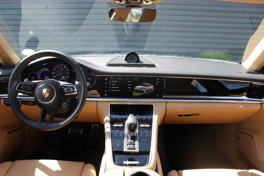 Used 2023 Porsche Panamera 4 image 28