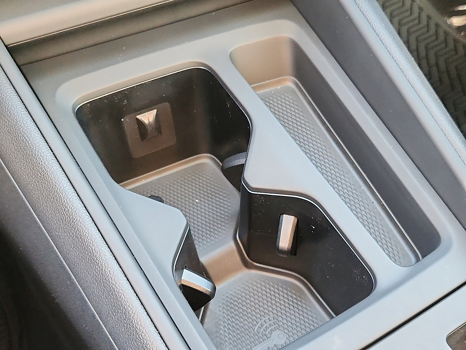 New 2026 Volkswagen Tiguan SE image 20