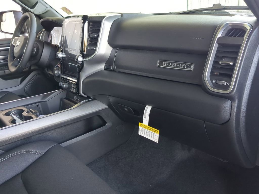 New 2026 RAM 1500 4x4 Crew Cab image 19