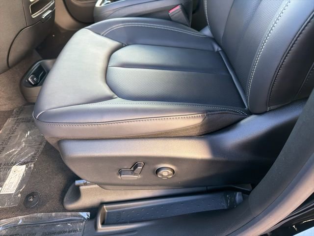 New 2026 Chrysler Pacifica Select w/ S Appearance Package image 9