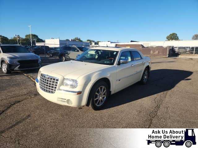 Used 2010 Chrysler 300 C w/ Luxury Group II AWD/4WD image 1