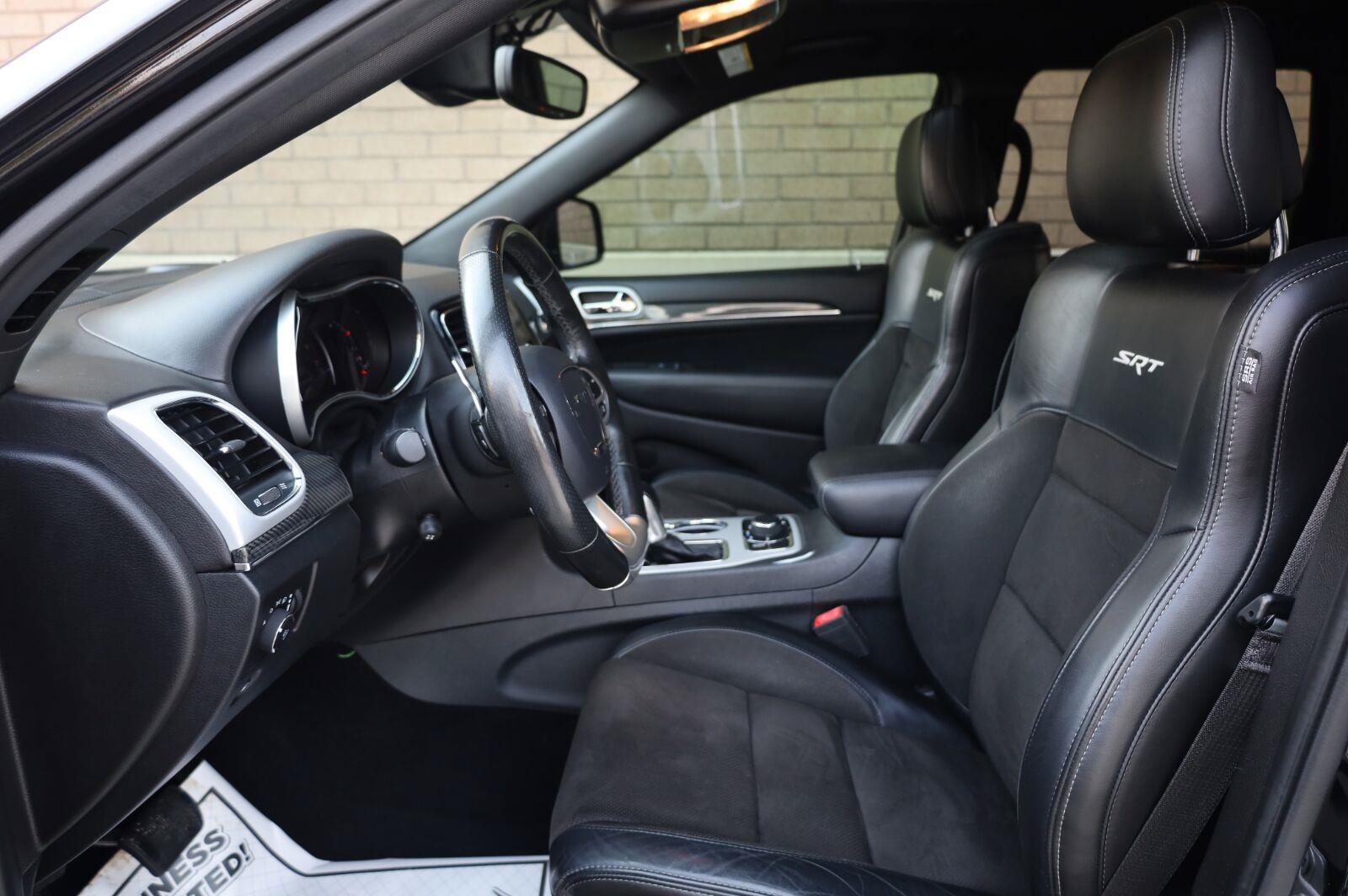 Used 2020 Jeep Grand Cherokee SRT AWD/4WD image 15