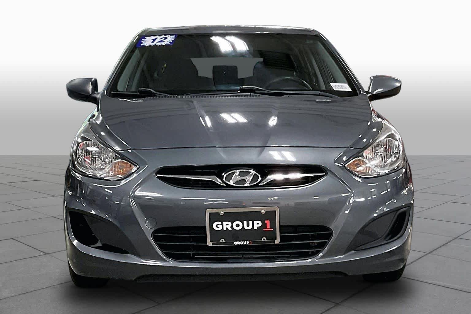 Used 2012 Hyundai Accent GS FWD image 4