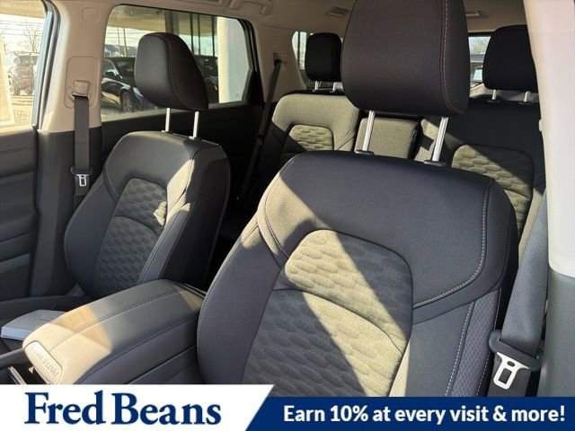 New 2026 Nissan Pathfinder SV image 5