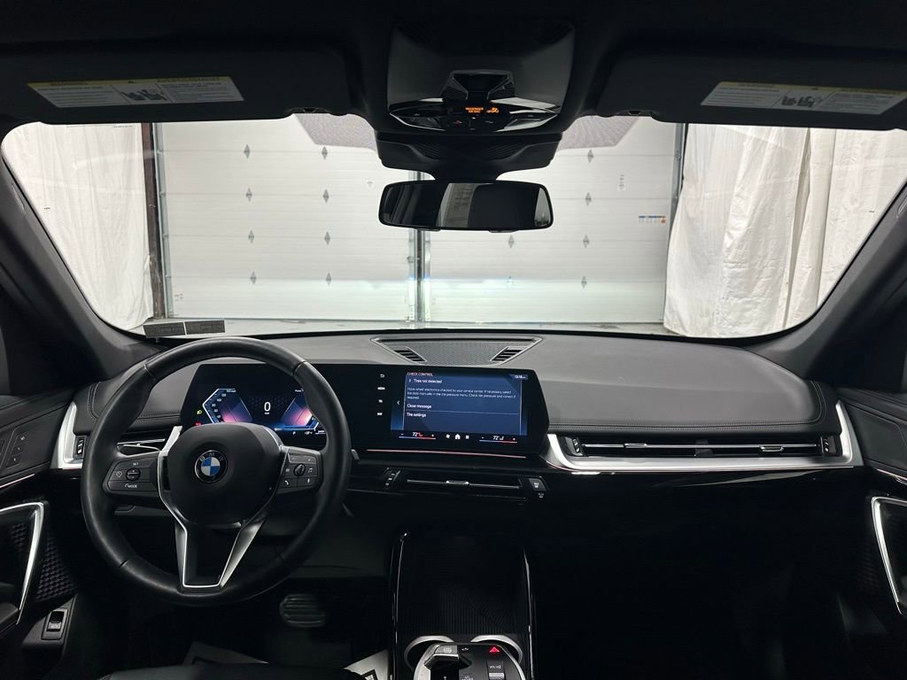 Used 2025 BMW X1 xDrive28i image 38