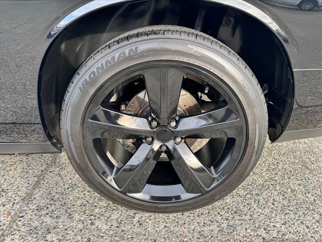 Used 2012 Dodge Challenger R/T RWD image 6