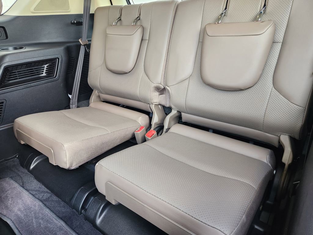 Used 2022 Lexus GX 460 Luxury w/ Sport Design Package image 32