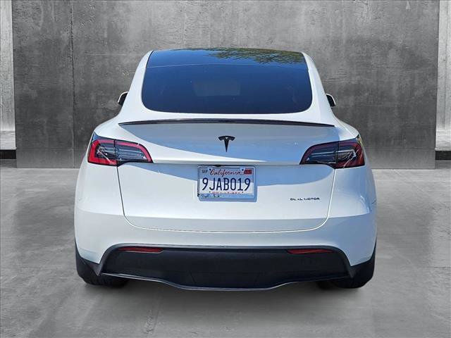 Used 2023 Tesla Model Y Long Range AWD/4WD image 6