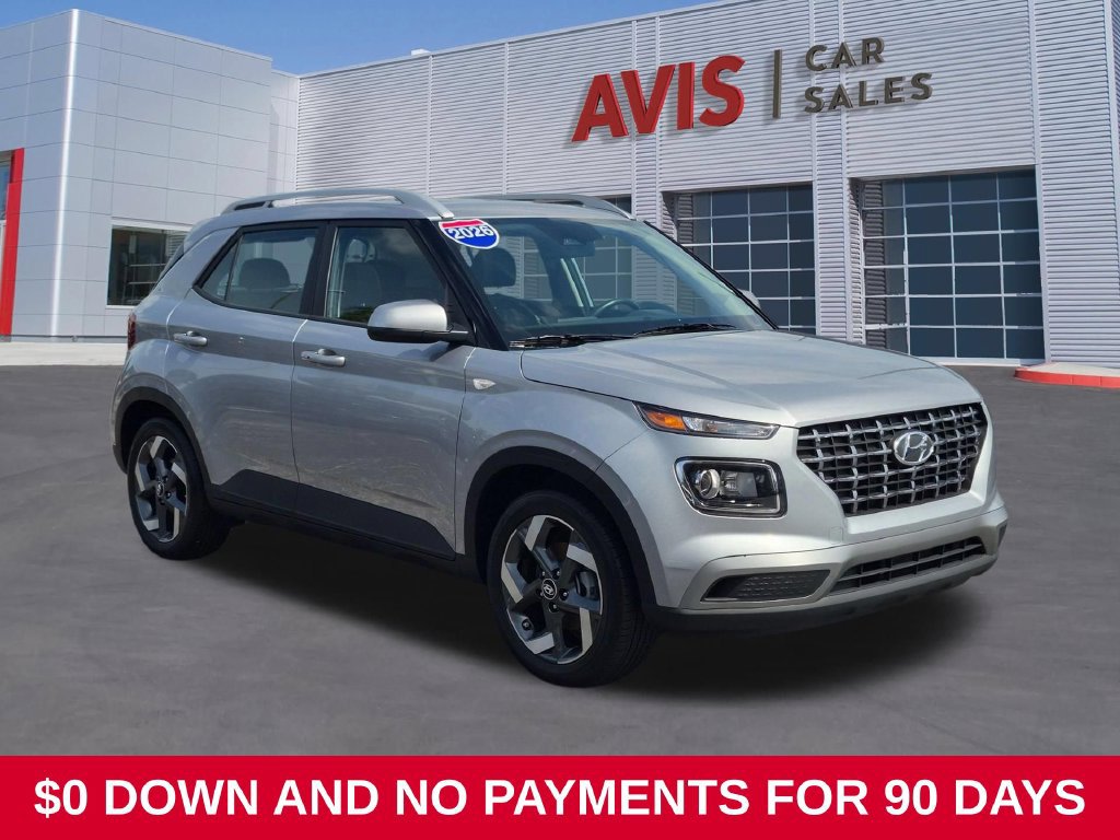 Used 2026 Hyundai Venue SEL FWD image 3