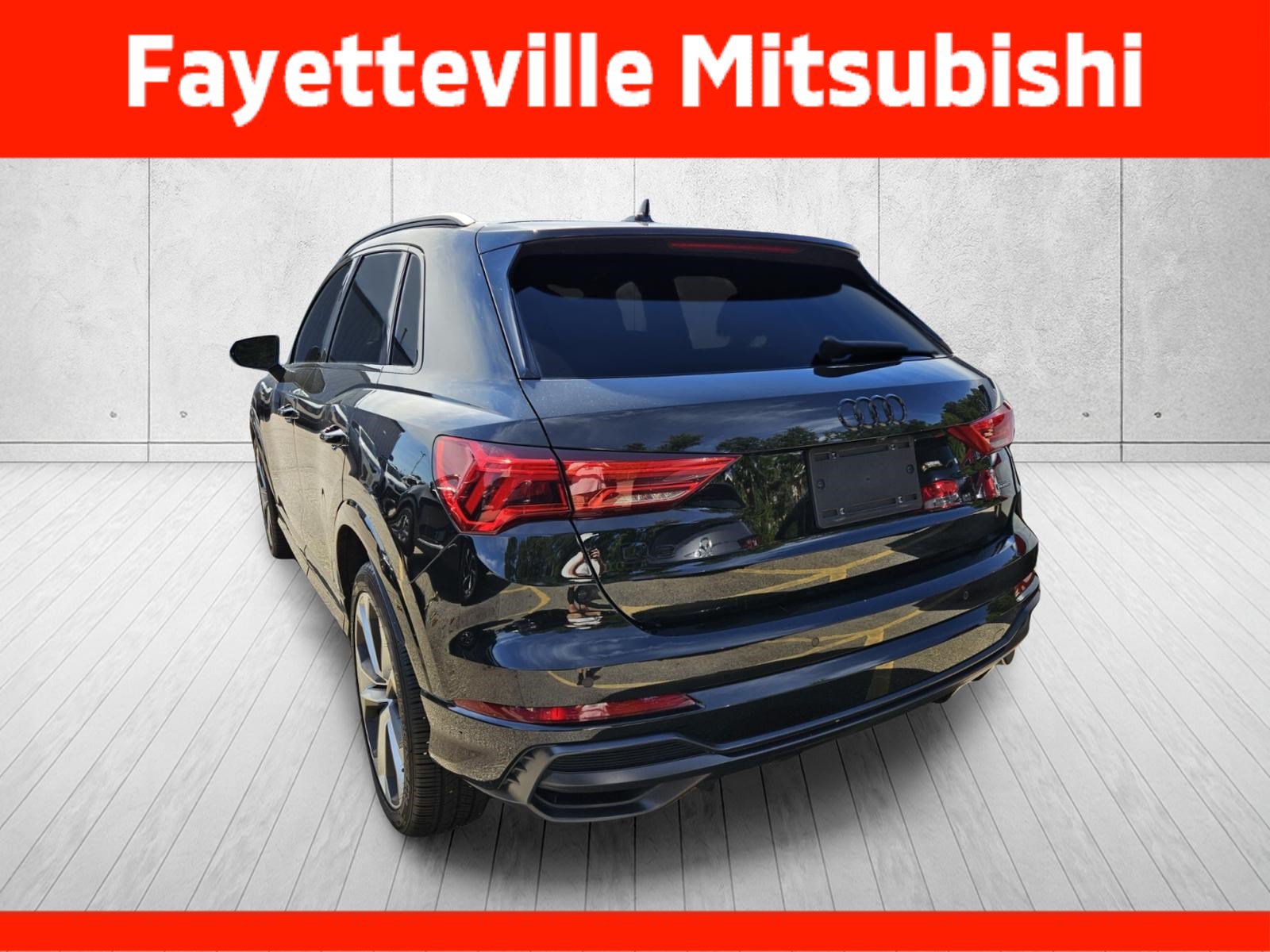 Used 2022 Audi Q3 2.0T Premium Plus w/ Premium Plus Package AWD/4WD image 9