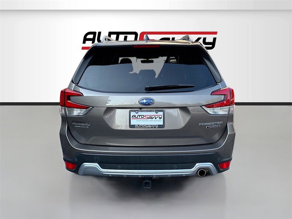 Used 2024 Subaru Forester Touring image 6
