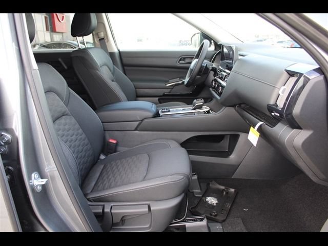 New 2026 Nissan Pathfinder SV AWD/4WD image 14