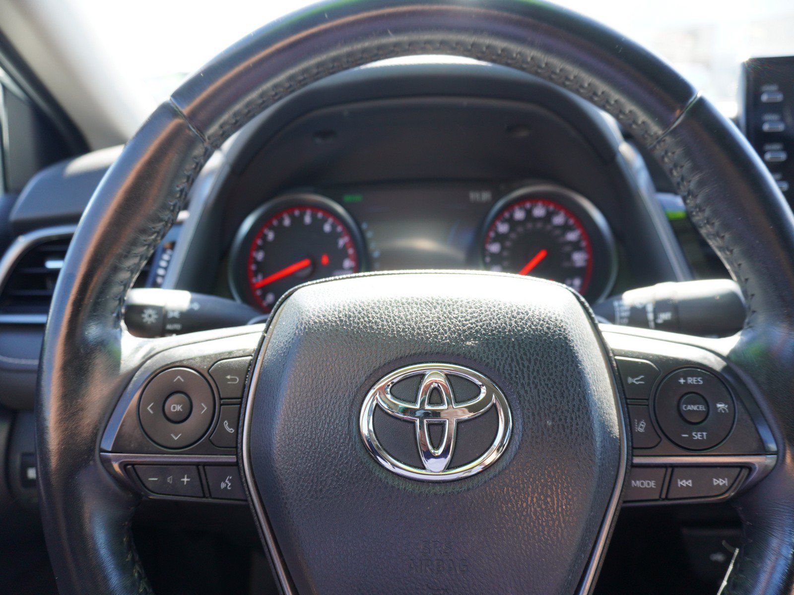 Used 2021 Toyota Camry XSE AWD/4WD image 23