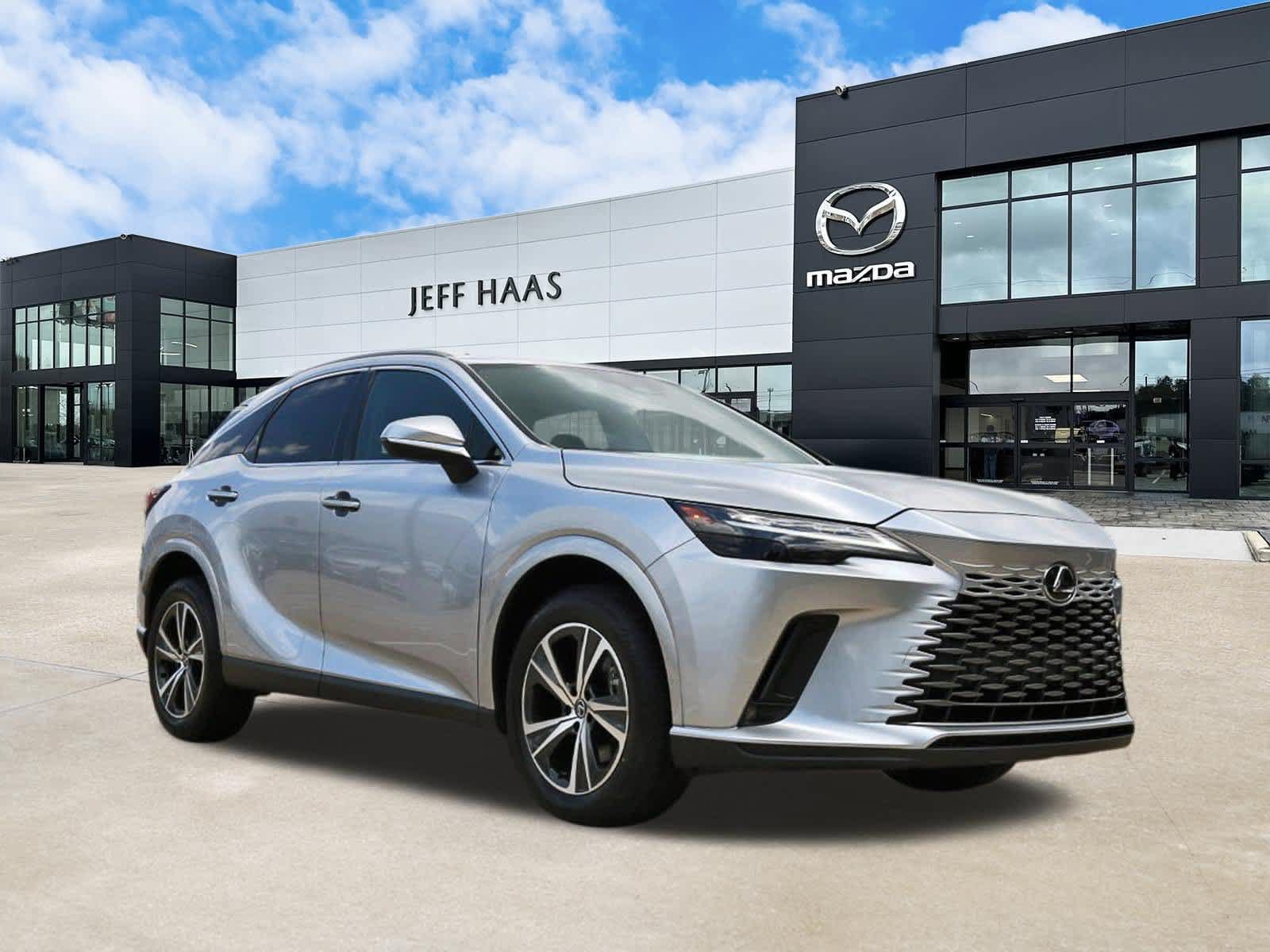 Used 2024 Lexus RX 350 Premium w/ Accessory Package (Z1) FWD image 4