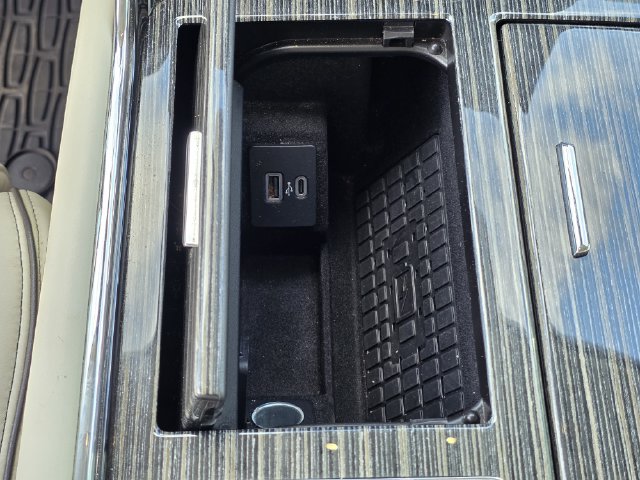 Used 2023 Lincoln Navigator Black Label AWD/4WD image 29