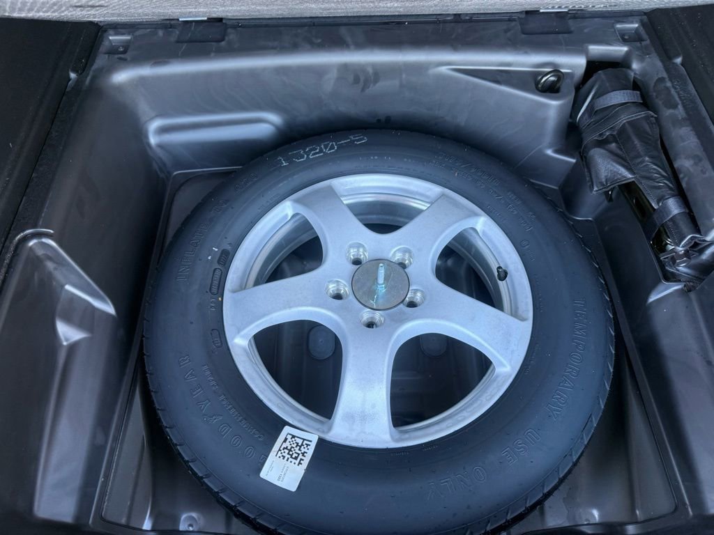 Used 2023 Jeep Grand Cherokee Limited image 23