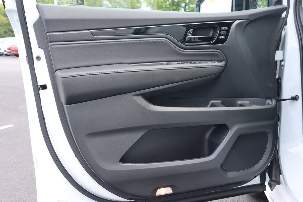 Certified 2026 Honda Odyssey Elite image 30