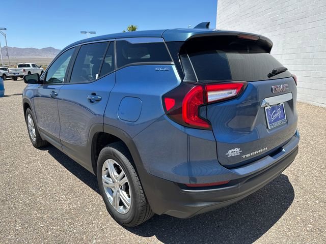 Used 2024 GMC Terrain SLE AWD/4WD image 3